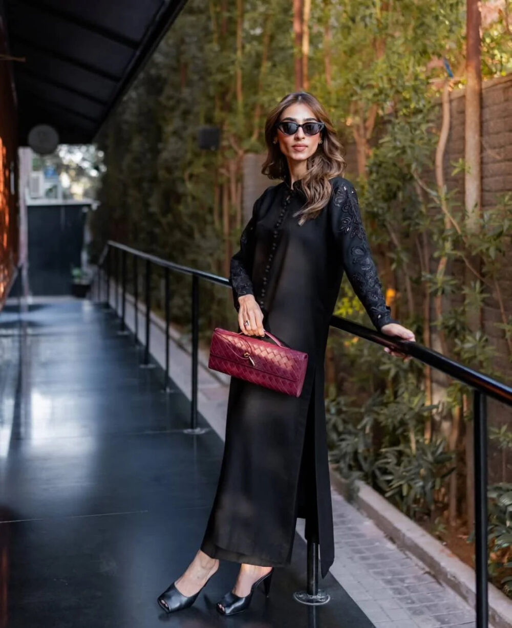 Noir - Black Soft Georgette 2-Piece Suit